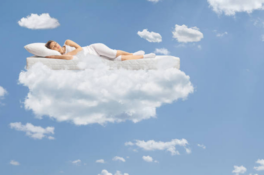 How the Cloud Topper Mimics the Feeling of Sleeping on a Cloud